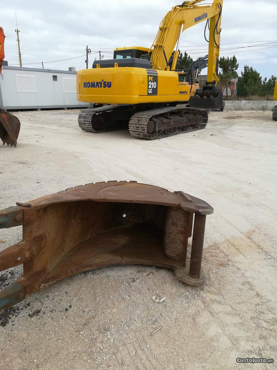 8166126659-komatsu-pc210-lc